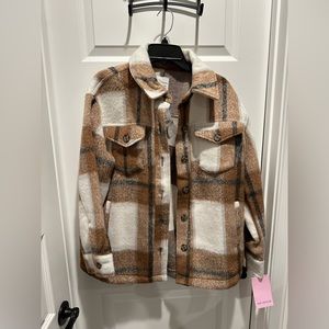 NWT Plaid brown/black/cream women’s jacket - Avec Les Filles (large)